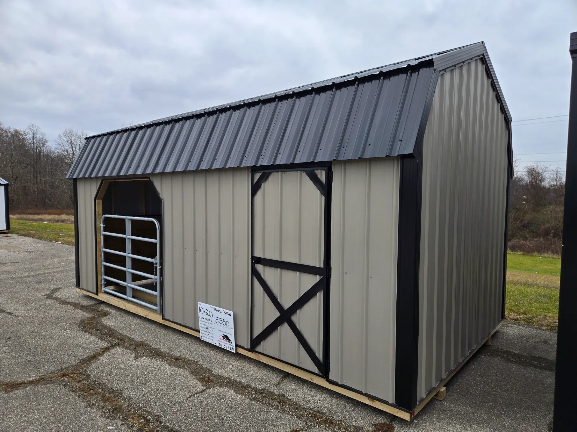 [EM1125312] Horse Barn 10x20