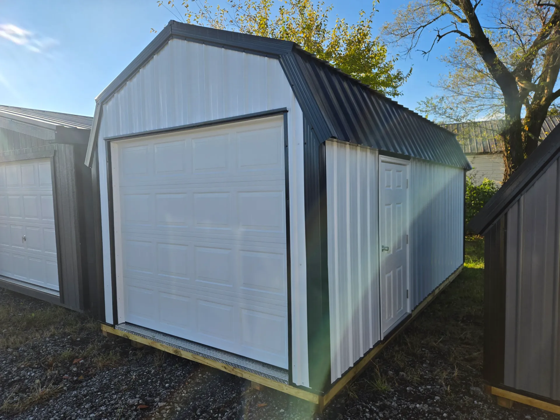 [EM1025285] Lofted Garage 10x20
