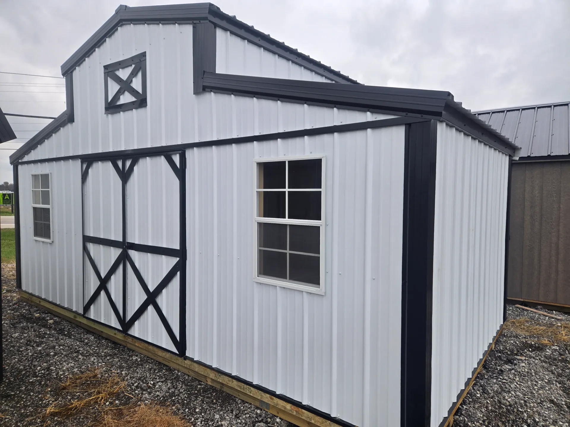 [EM0925270] Western Barn 10x20