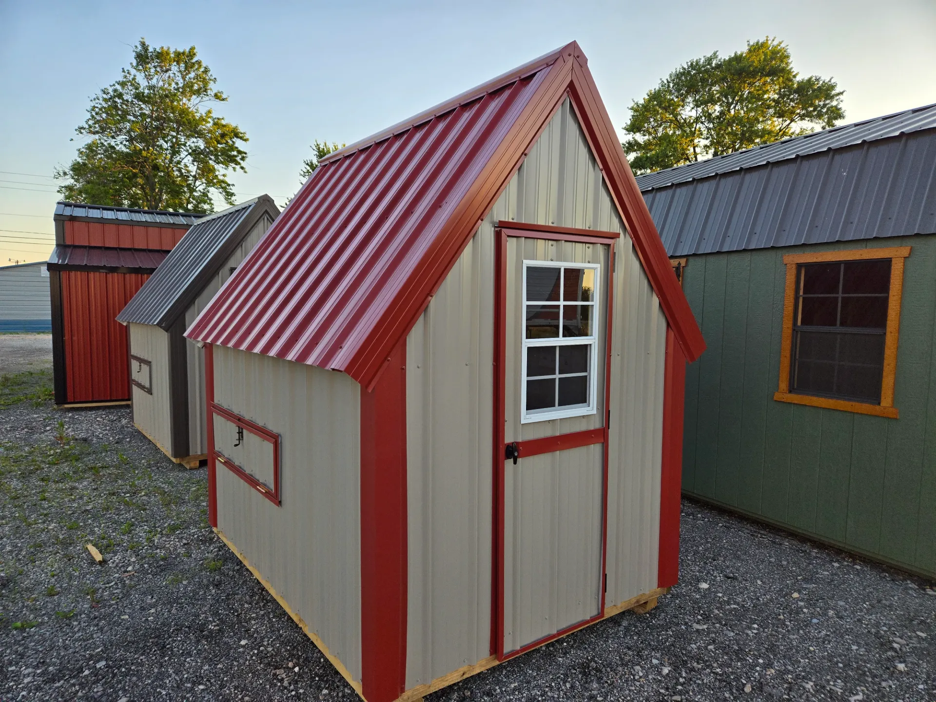 [JY0424100] Chicken Coop 6x8