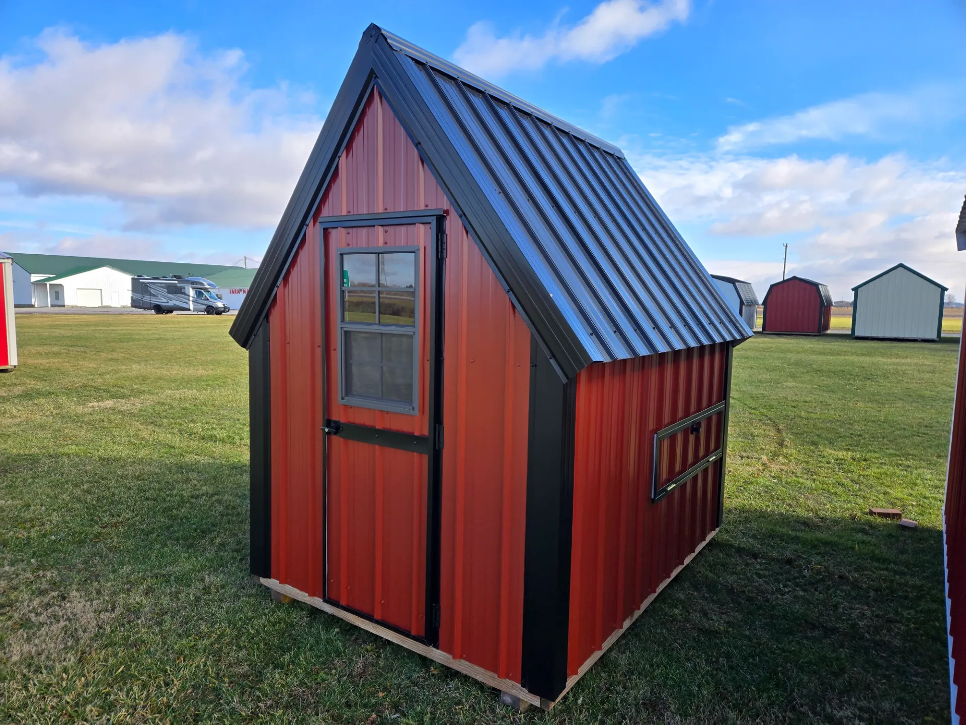 [23JY90] Chicken Coop 6x8
