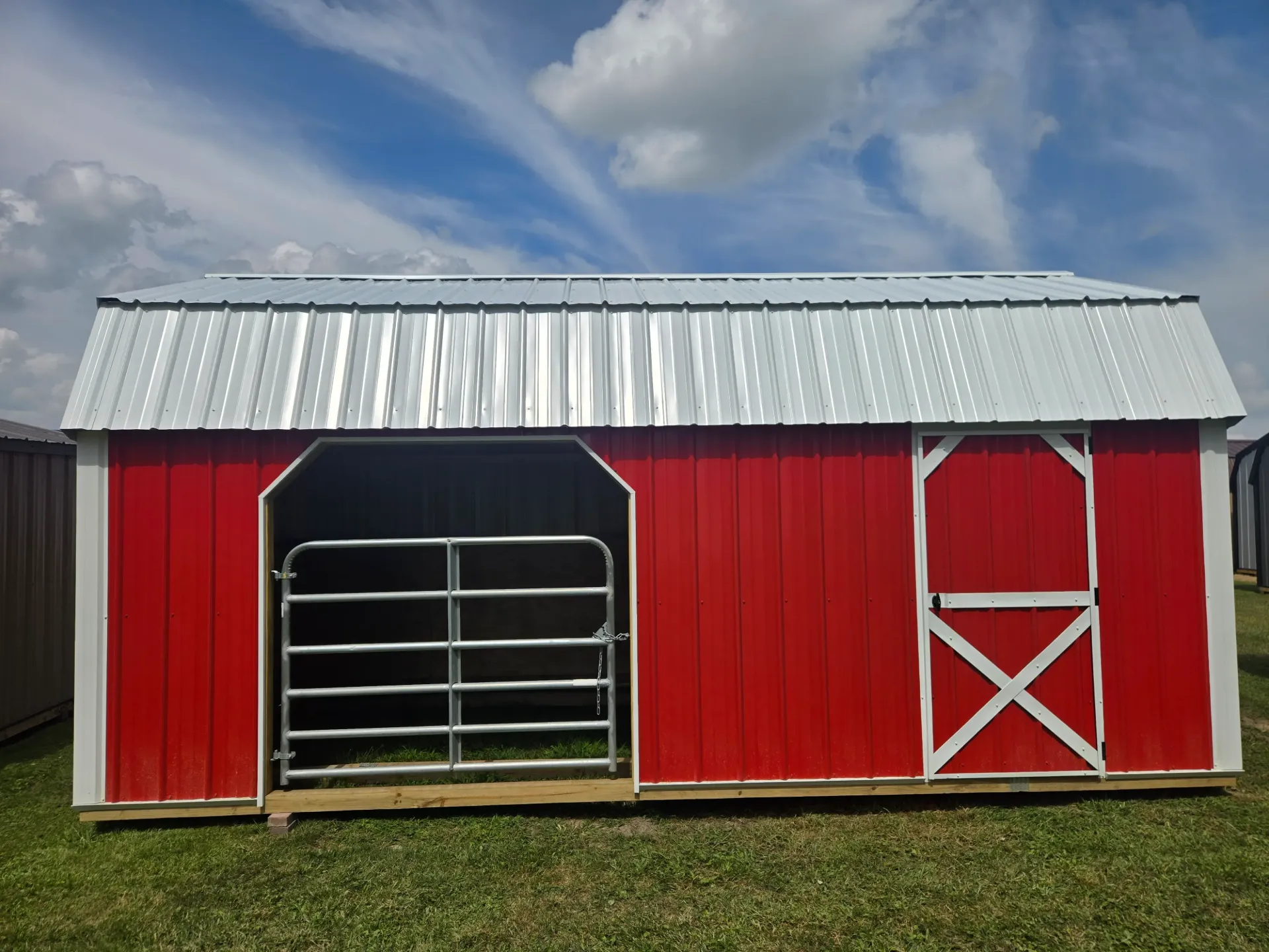 [EM1225319] Horse Barn 10x20