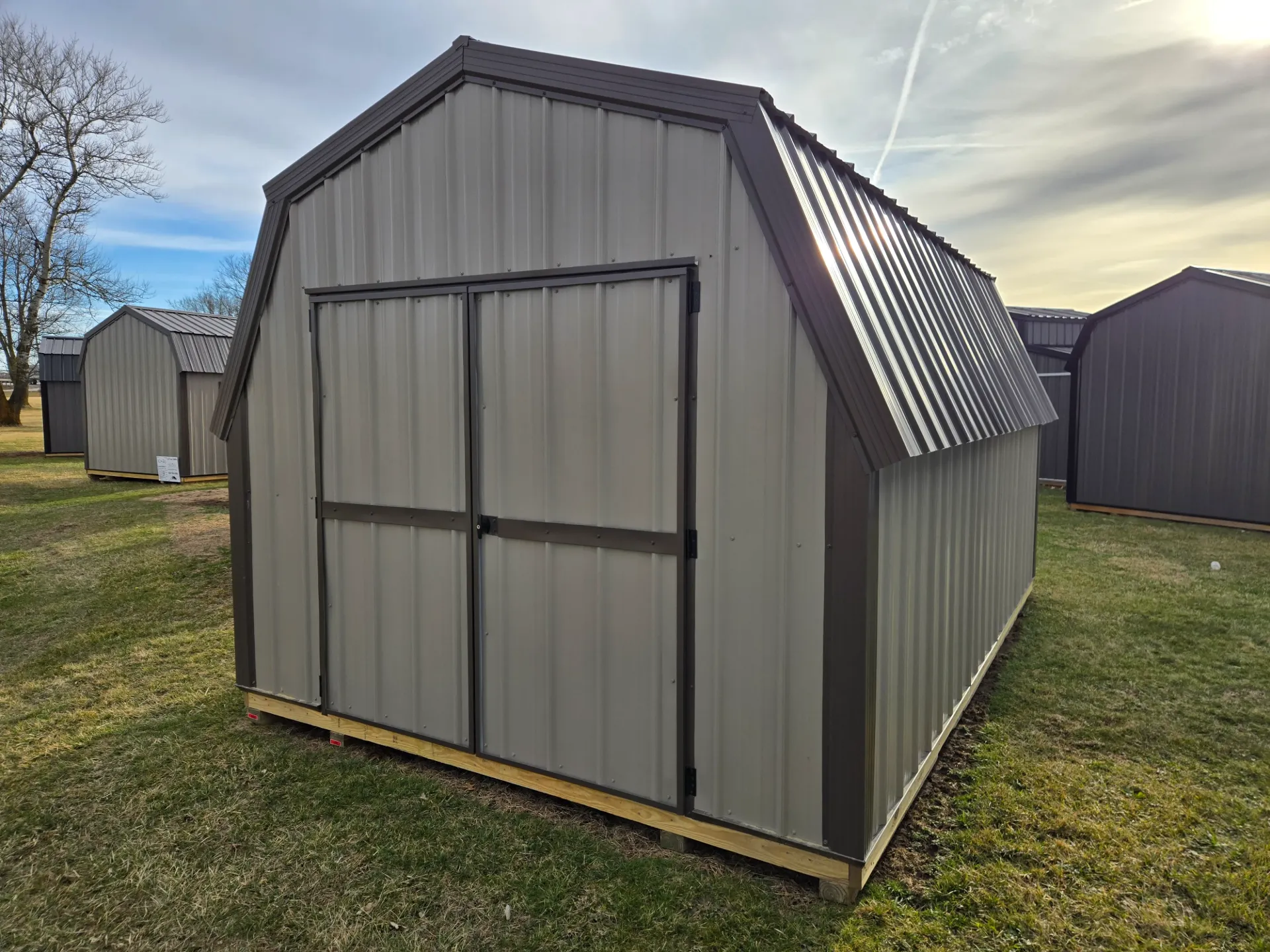 [EM1225327] Basic Barn 10x16